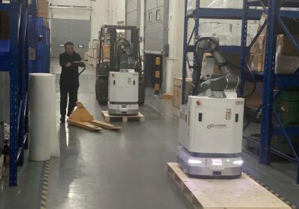 2026 服务机器人整机采购指南:价格表、ROI 测算、RaaS 租赁与避坑全攻略,--第1张 2026 服务机器人整机采购指南:价格表、ROI 测算、RaaS 租赁与避坑全攻略,--第1张