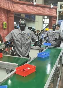 2026 人形 / 仿生机器人整机全景解析：量产元年、价格下探与从工厂到家庭的落地实录,--第4张